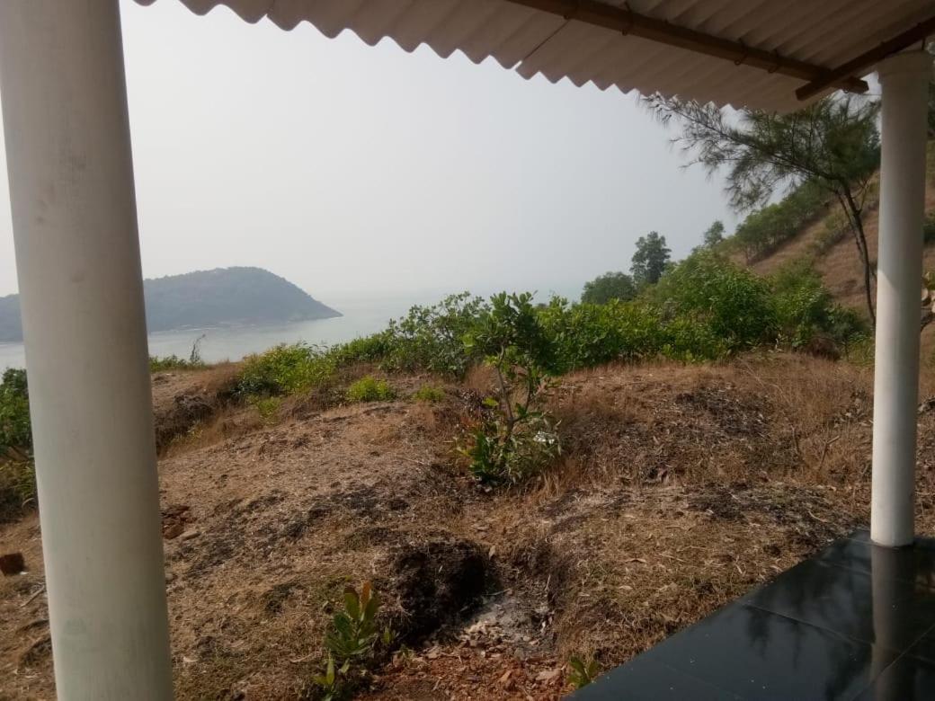White Elephant Restaurant & Cottages Gokarna 고카르나 외부 사진